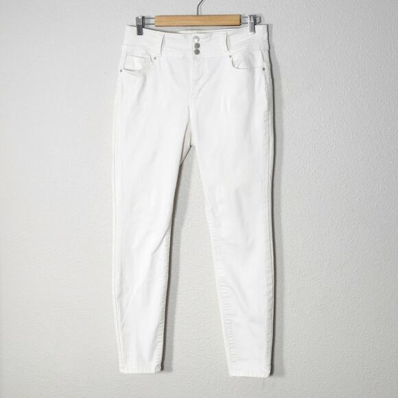 Wax Jean Denim - Wax Jean Women’s White Jeans Size 13/31 Stretch High Rise 3-Button Light Stains